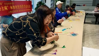 将低碳理念融入居民日常生活 把社区建设作为实现绿色发展载体